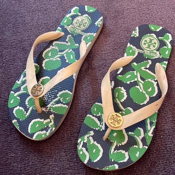 Tory Burch Printed Flip flop, sandal, size 6.5/7 Gold emblem, Foam and Rubber - Picture 1 of 4